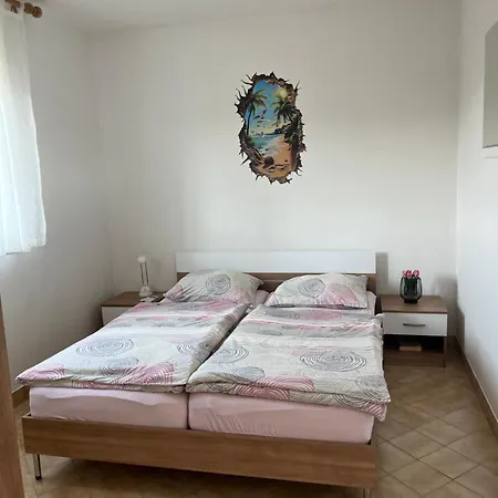 Apartament Family Tomy